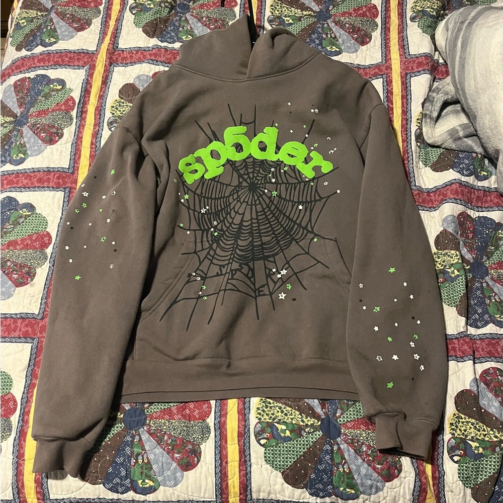 Sp5der Hoodie with Grey/Green Web Design and Graphic Print